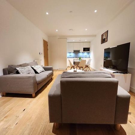 Kaf Luxury Apartment Лондон Экстерьер фото