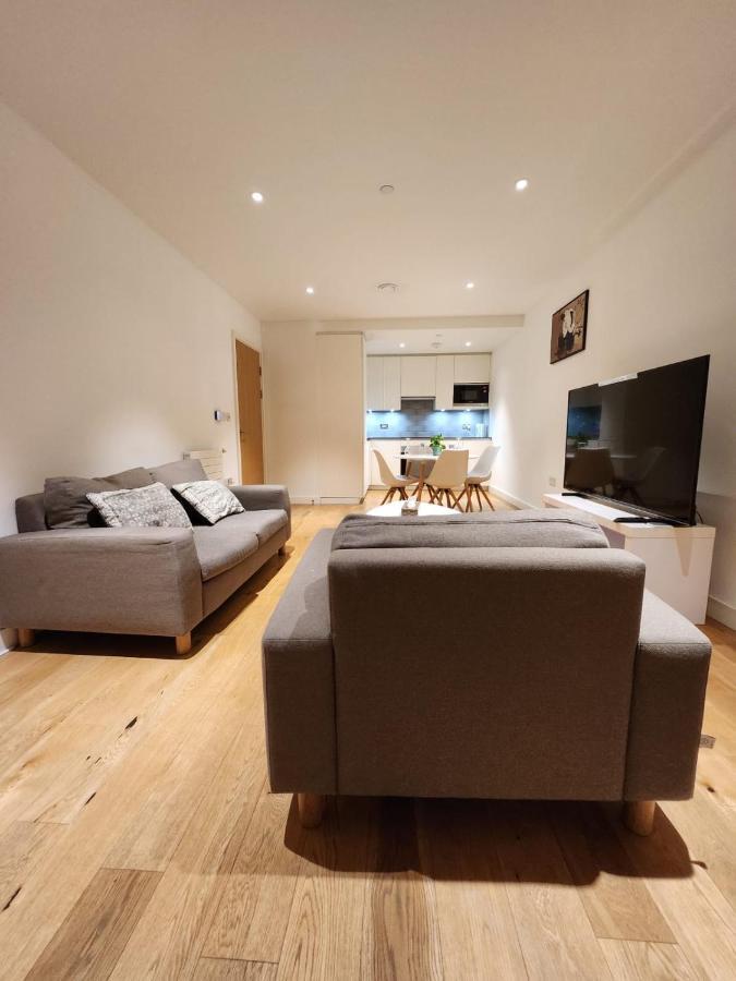 Kaf Luxury Apartment Лондон Экстерьер фото
